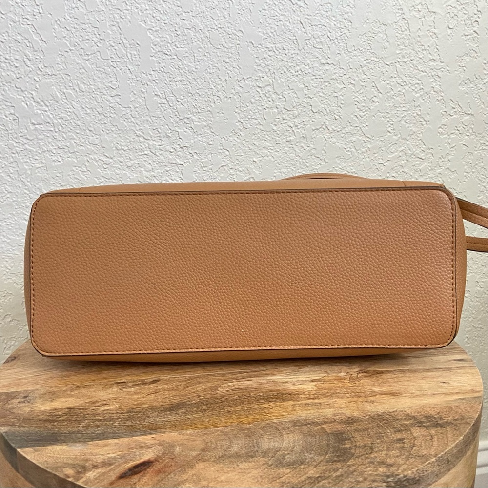 Nanette Lepore Tan Tote Bag - Picture 6 of 11